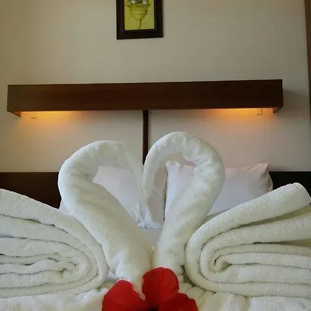 ホテル Kavala トゥルンチュ