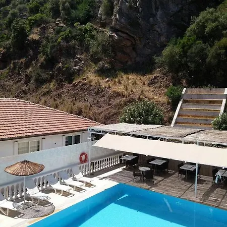 호텔 Kavala 2*